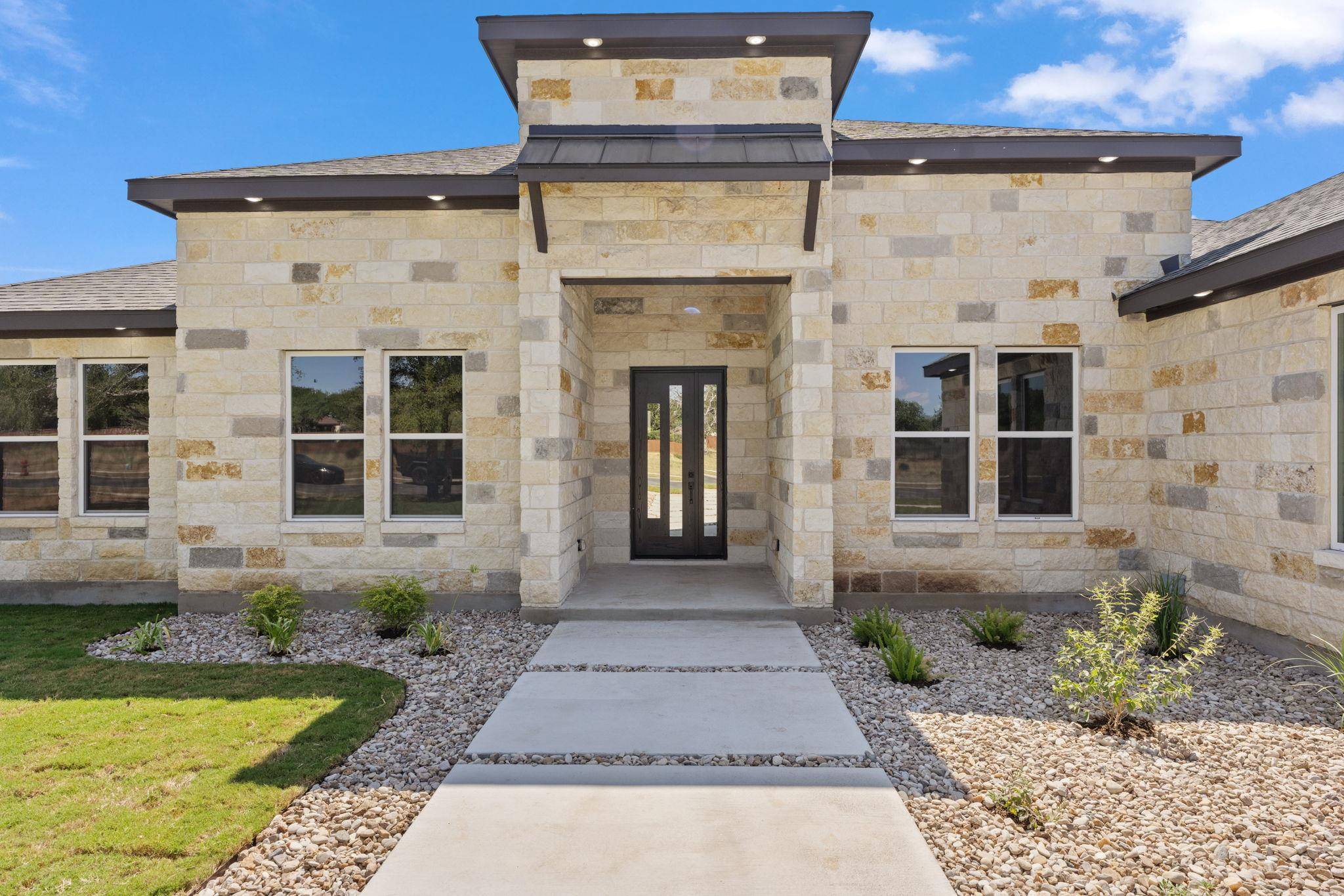 262 Sunday DR, Burnet, TX 78611