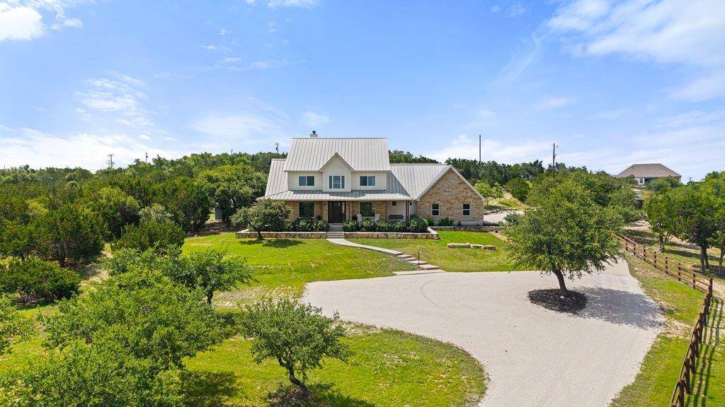 1051 Trailhead CIR, Dripping Springs, TX 78620