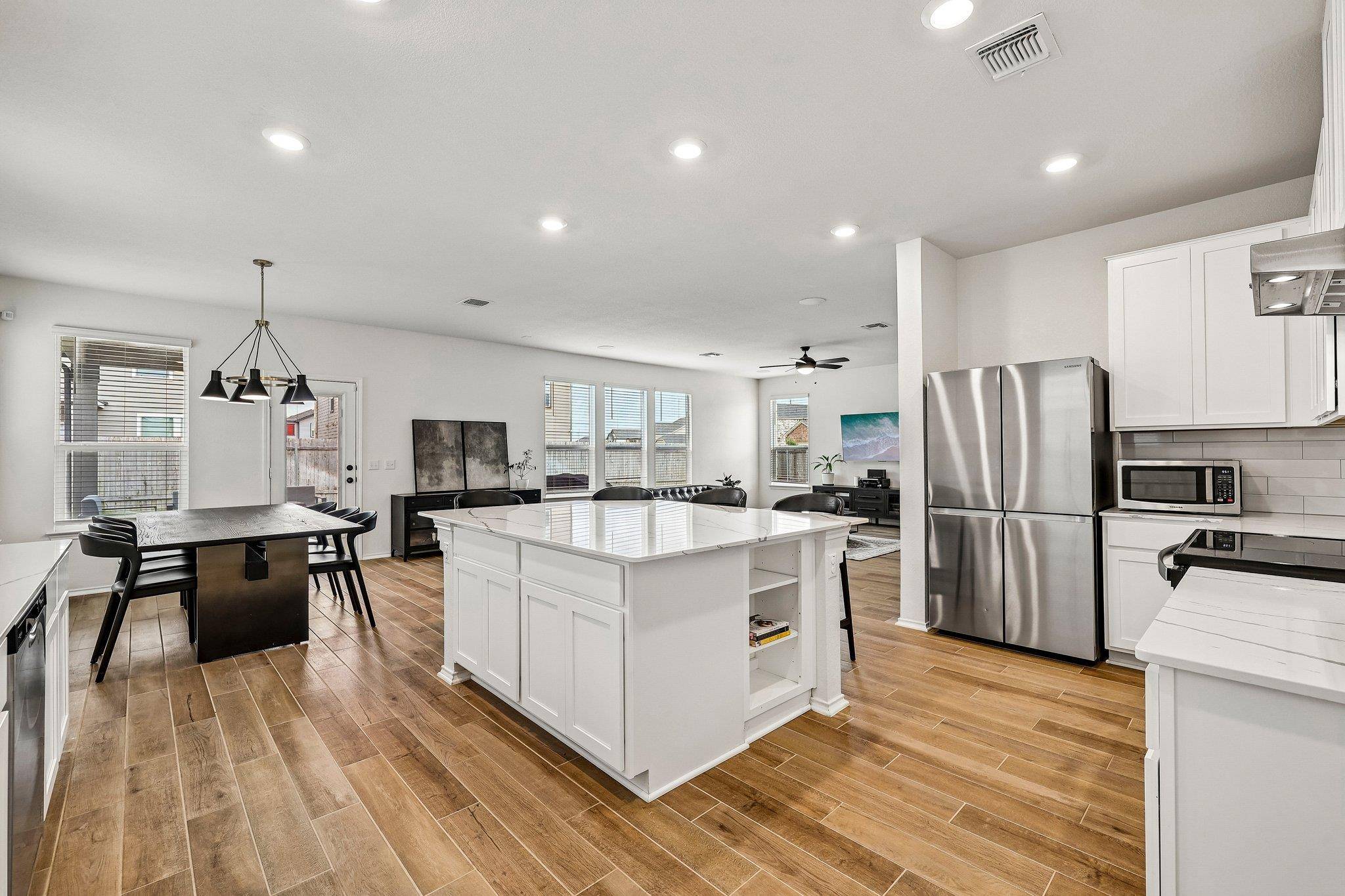 12720 Oxford Vineyard LN, Manor, TX 78653
