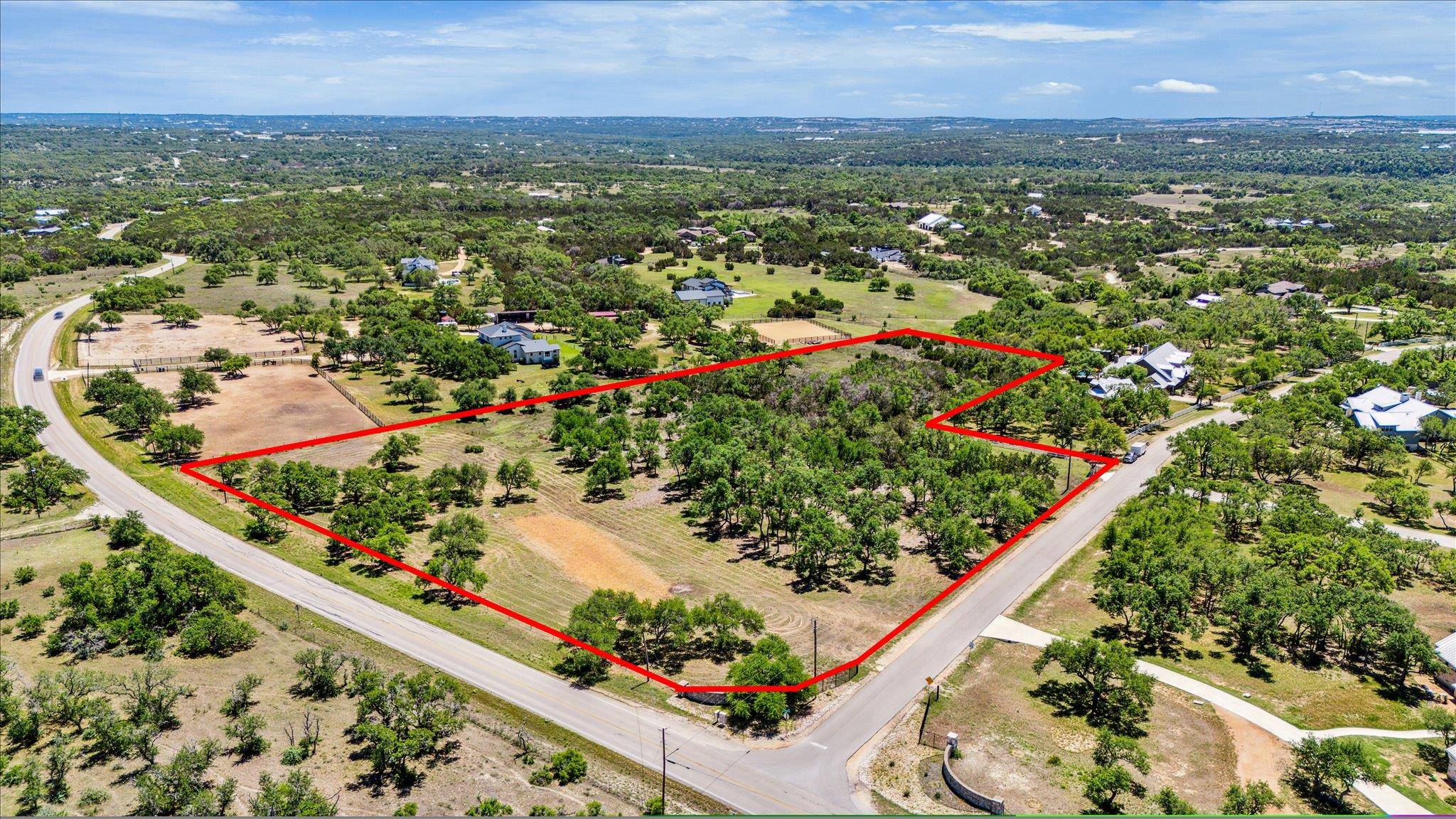 201 Medlin Creek LOOP, Dripping Springs, TX 78620