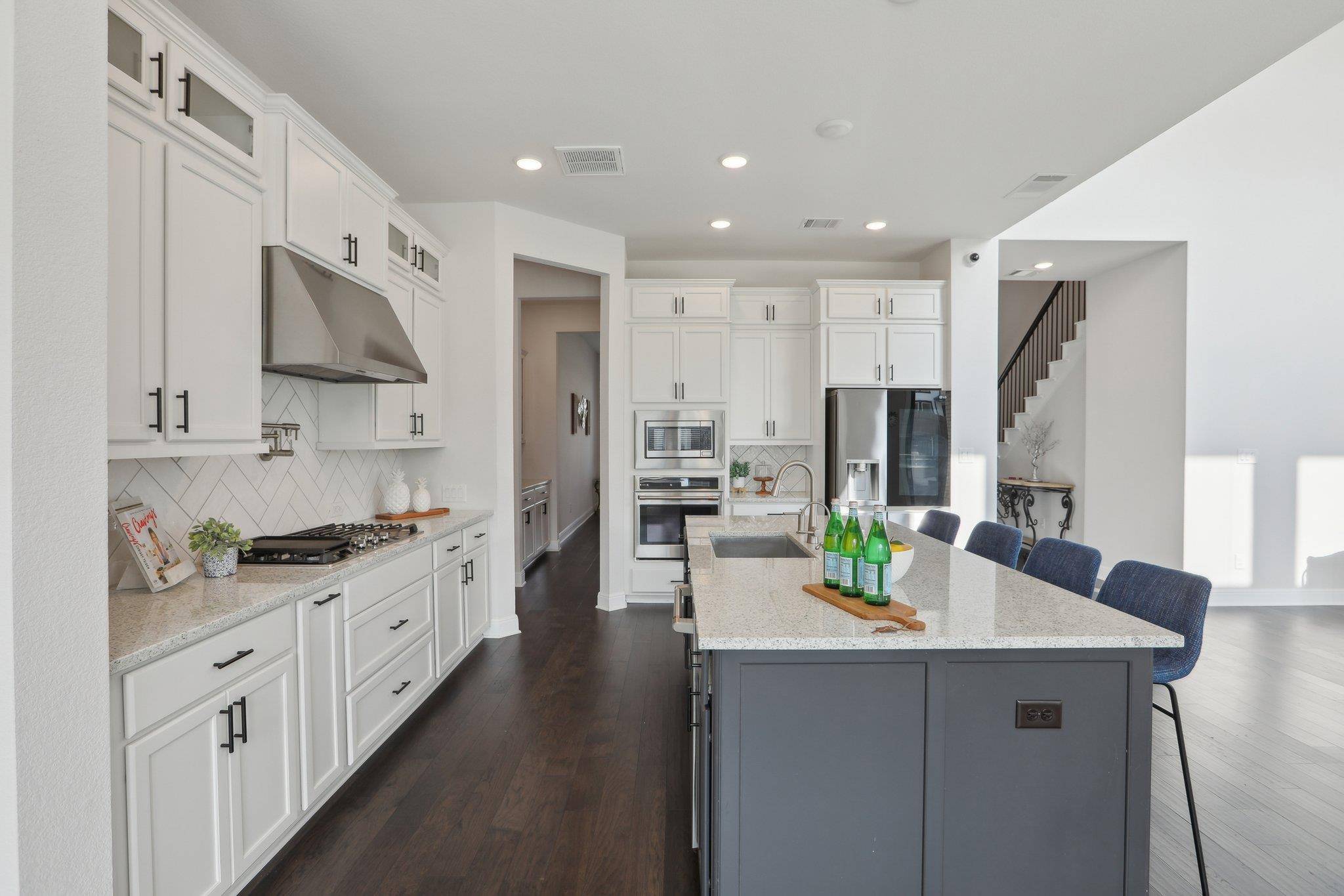 2436 Capestrano CIR, Round Rock, TX 78665