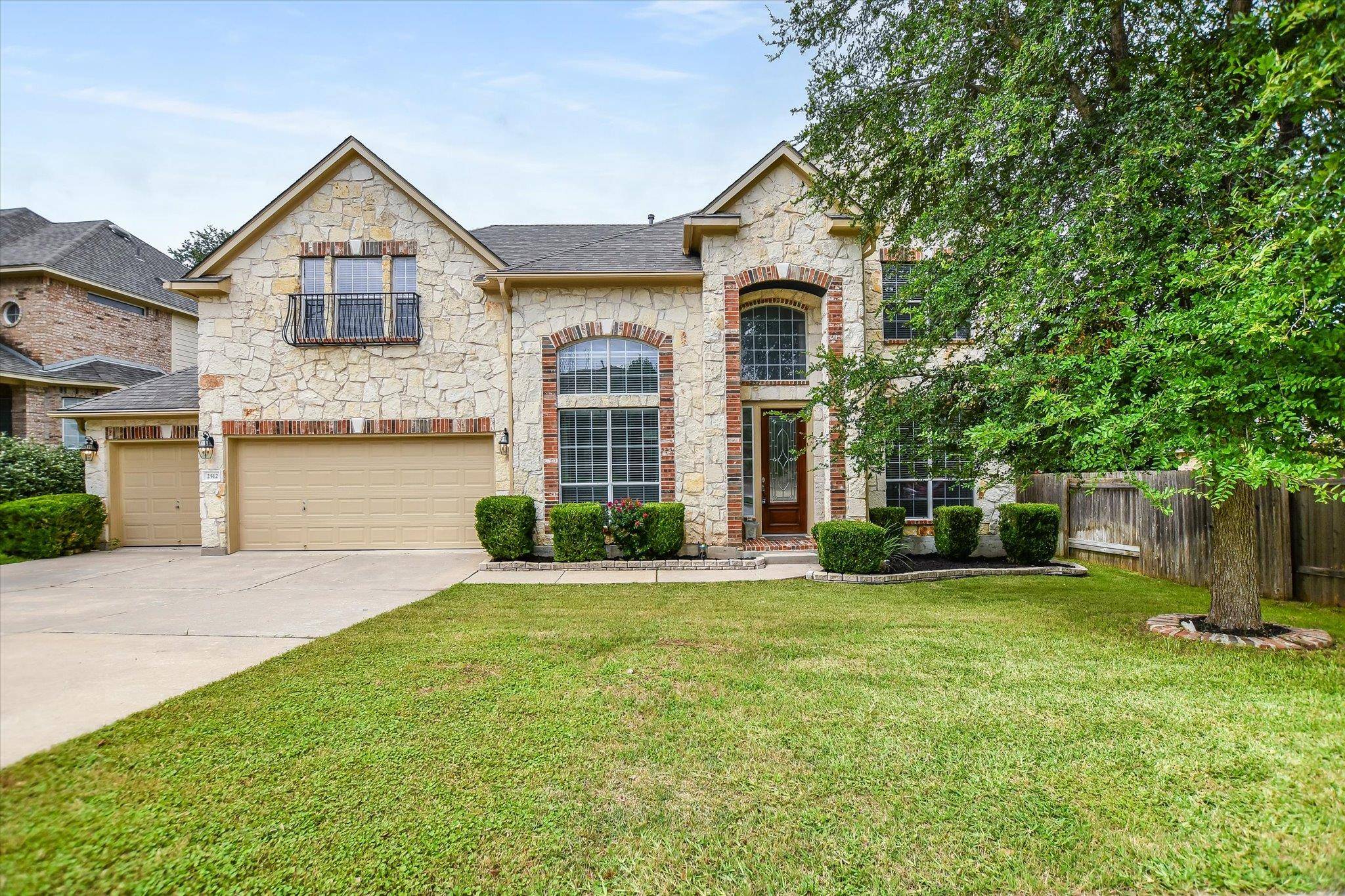 2512 Armatrading DR, Cedar Park, TX 78613