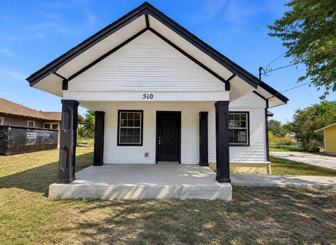 510 E Pine ST, Seguin, TX 78155