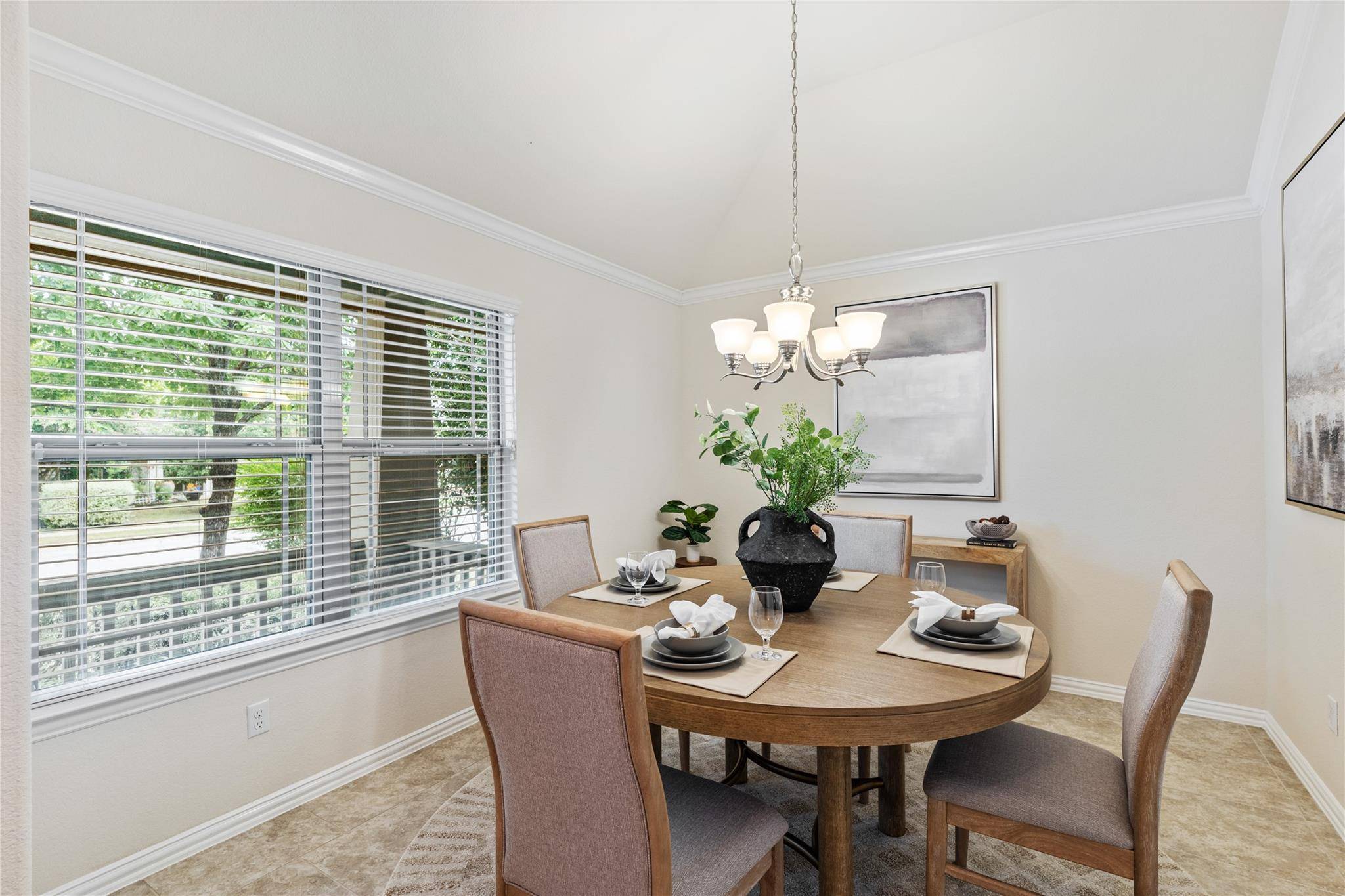 4017 Darryl ST, Round Rock, TX 78681