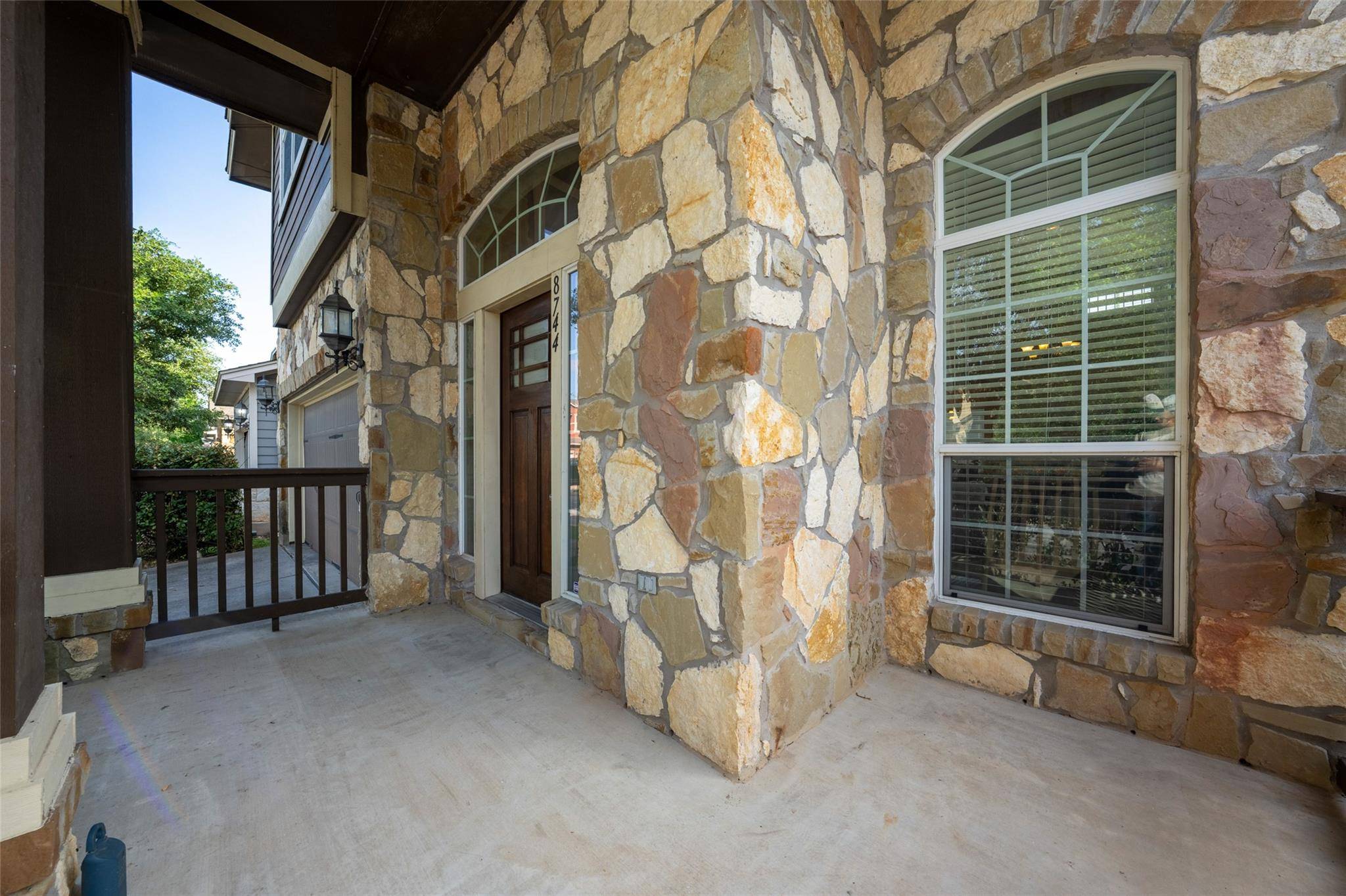 8744 Blackvireo DR, Austin, TX 78729