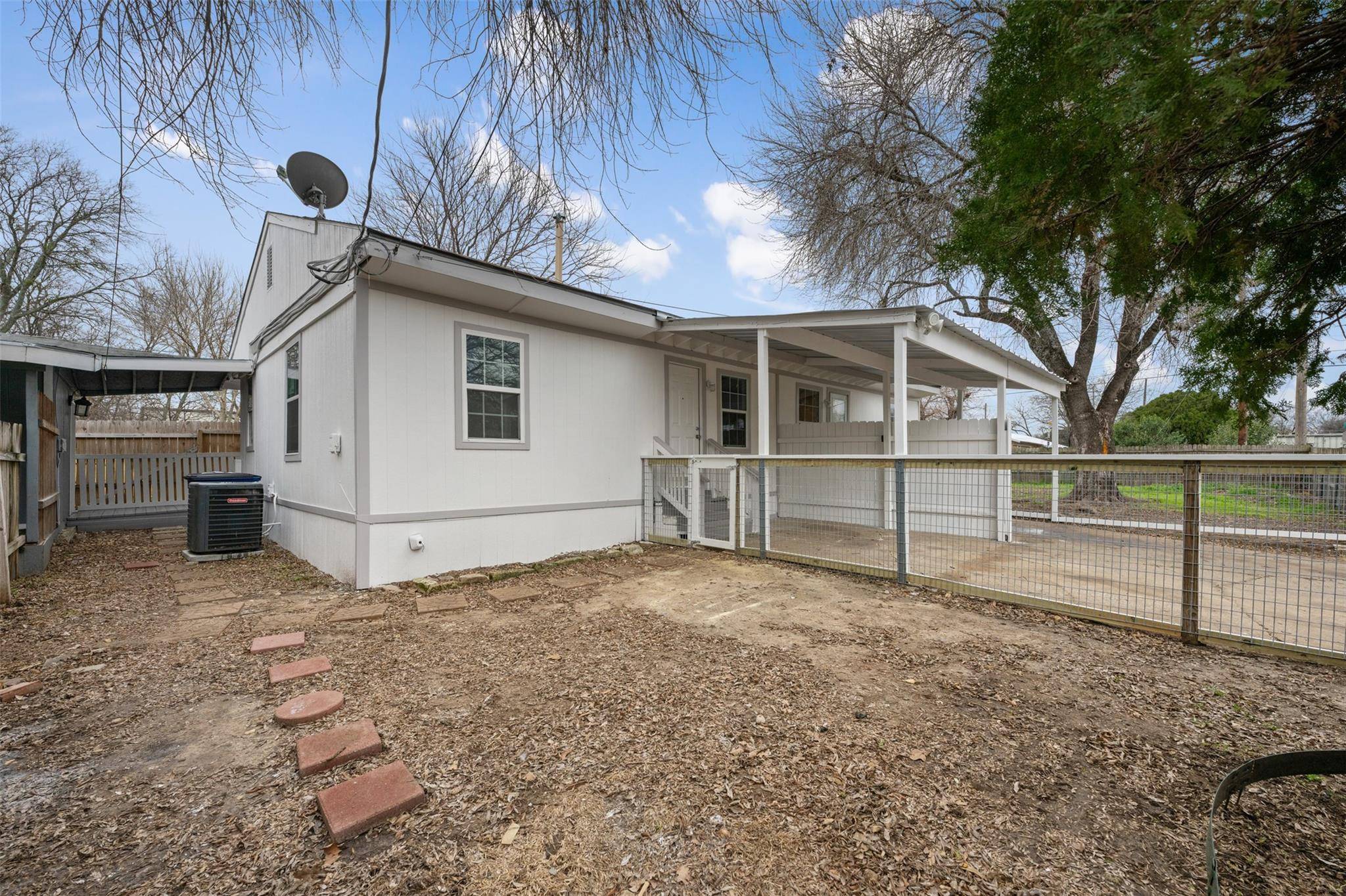 901 Valdez ST #1-3, Austin, TX 78741