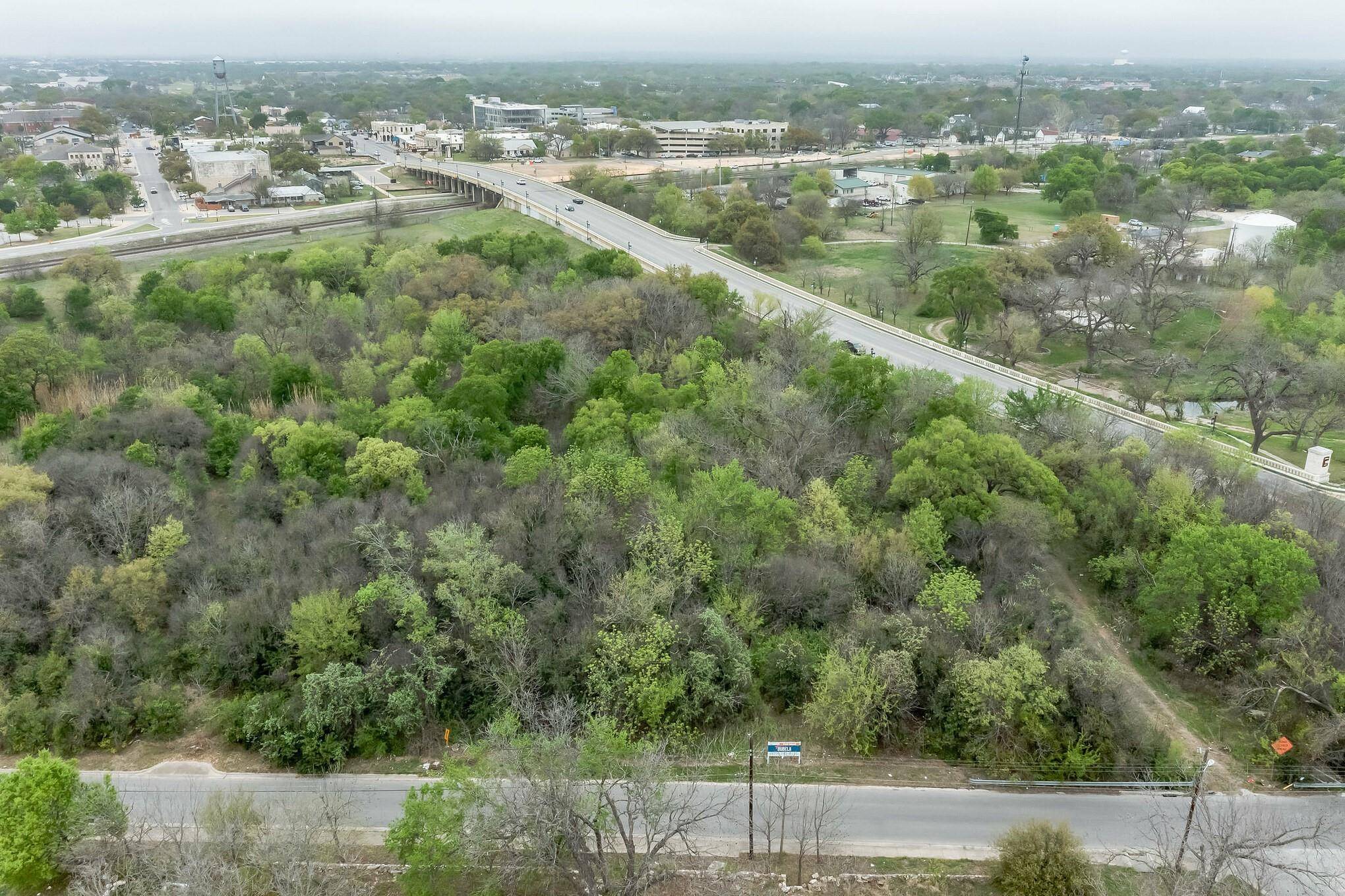 610 W Nash ST, Round Rock, TX 78664