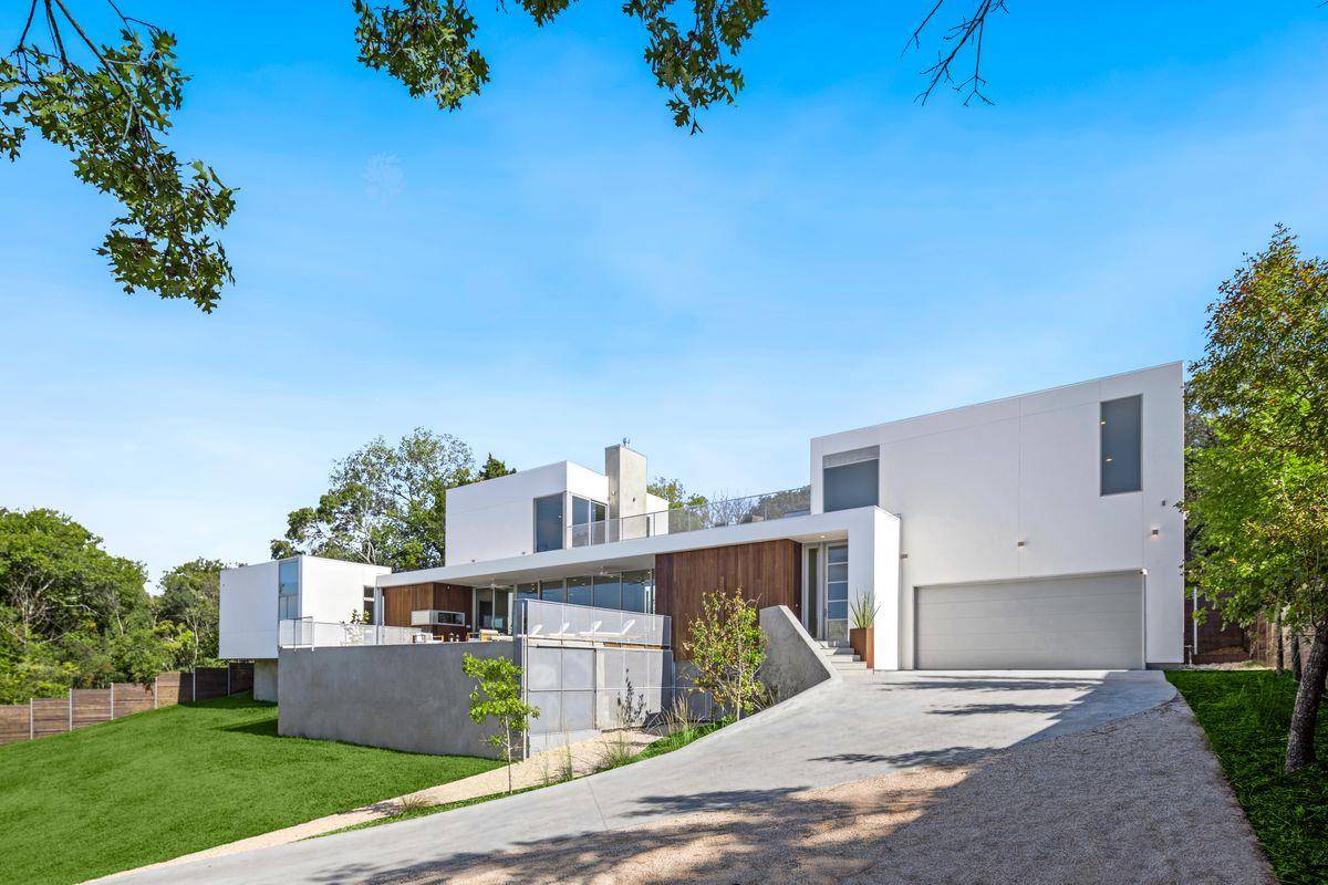 7120 Clifton LN, Austin, TX 78746