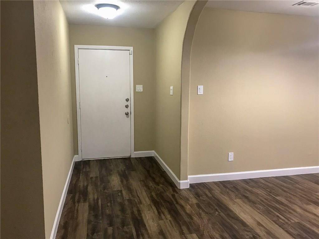 10511 Robinwood CIR, Austin, TX 78758