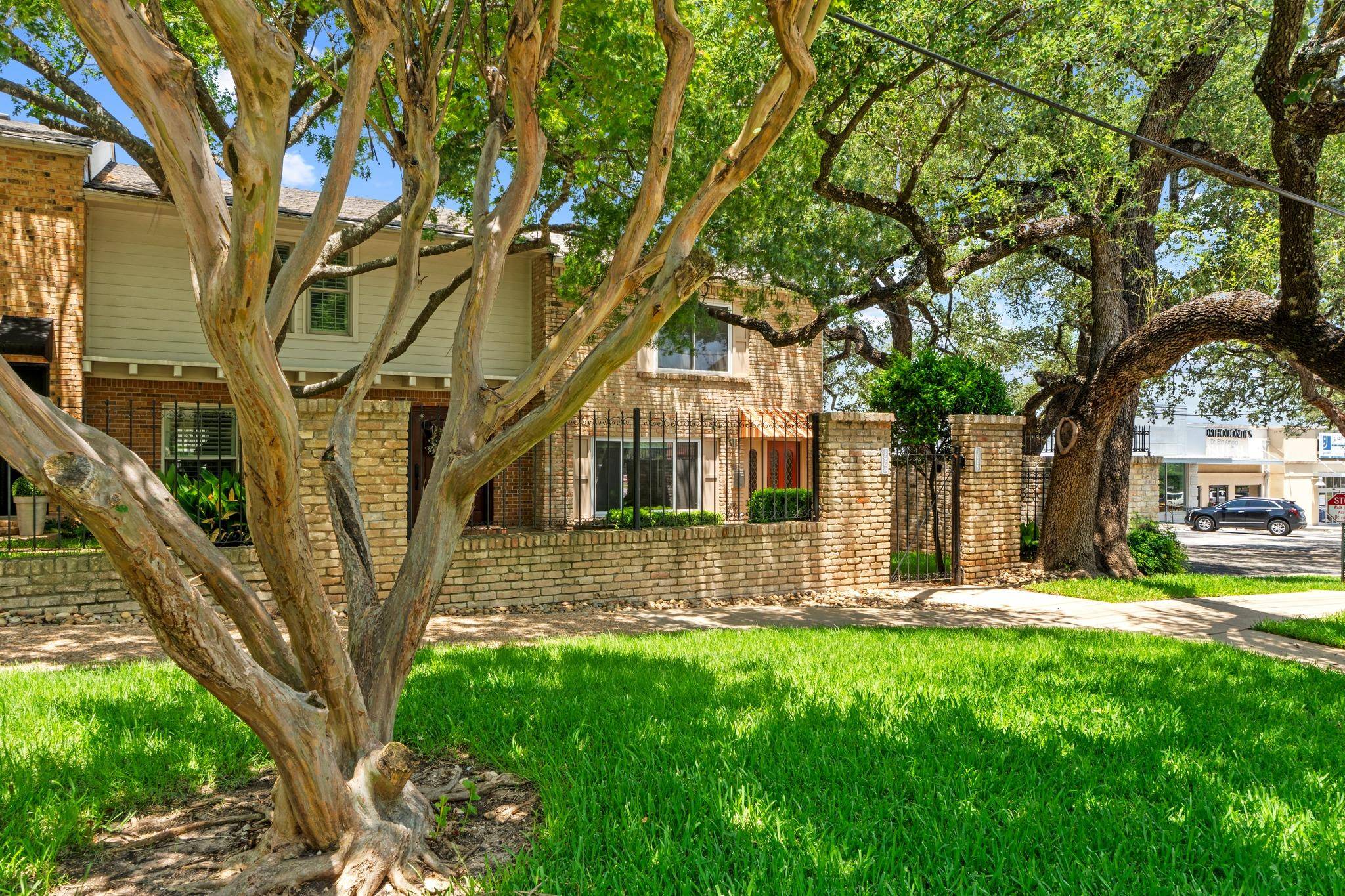 3966 Far West BLVD, Austin, TX 78731