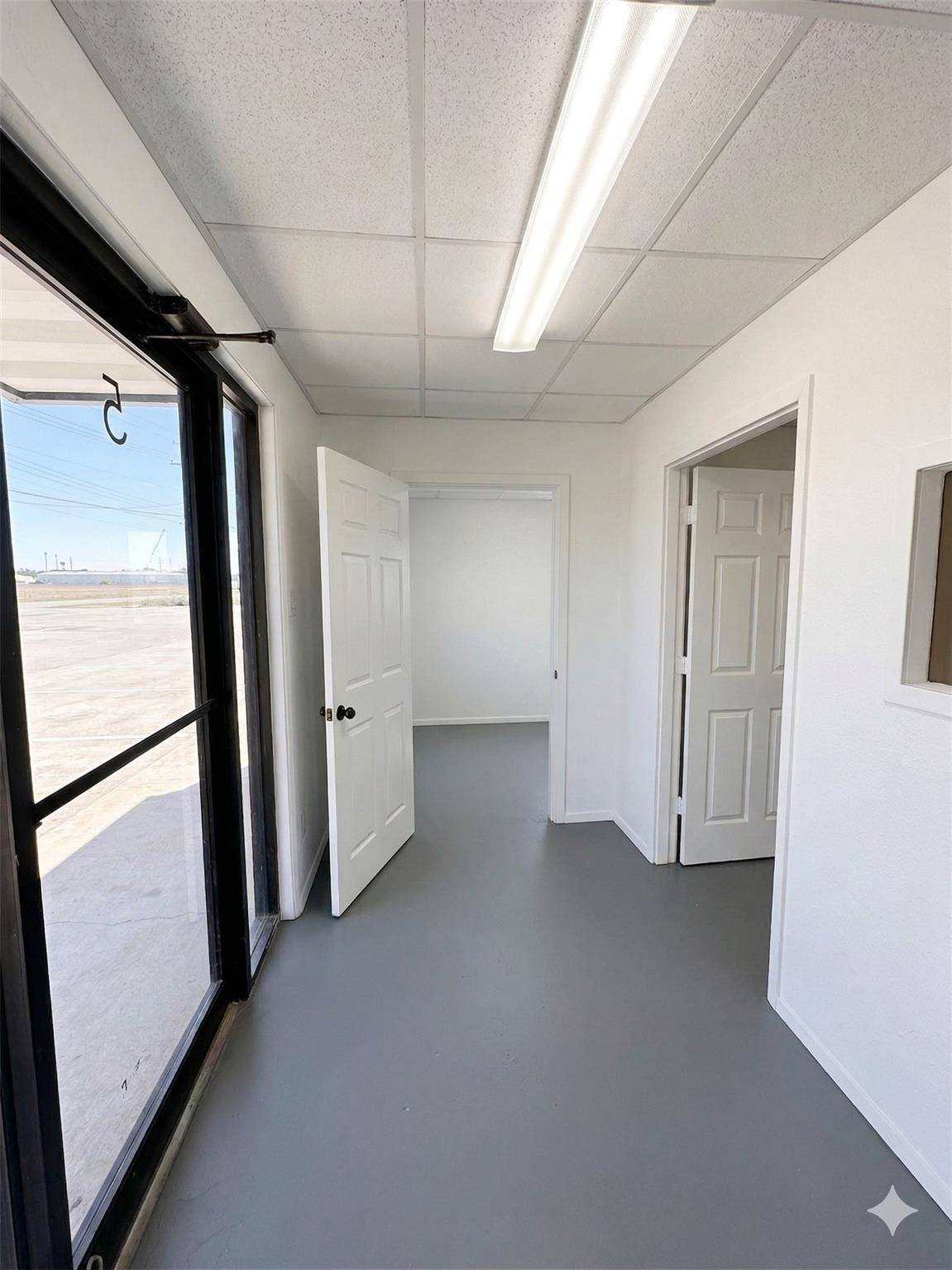 1419 Fleming DR #Warehouse 5, Seguin, TX 78155