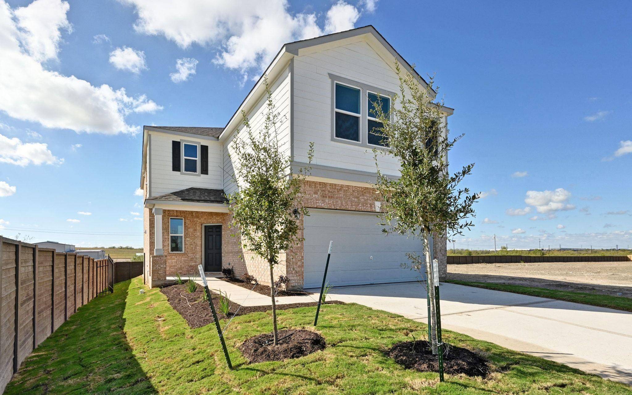 13333 Kincane DR, Del Valle, TX 78617