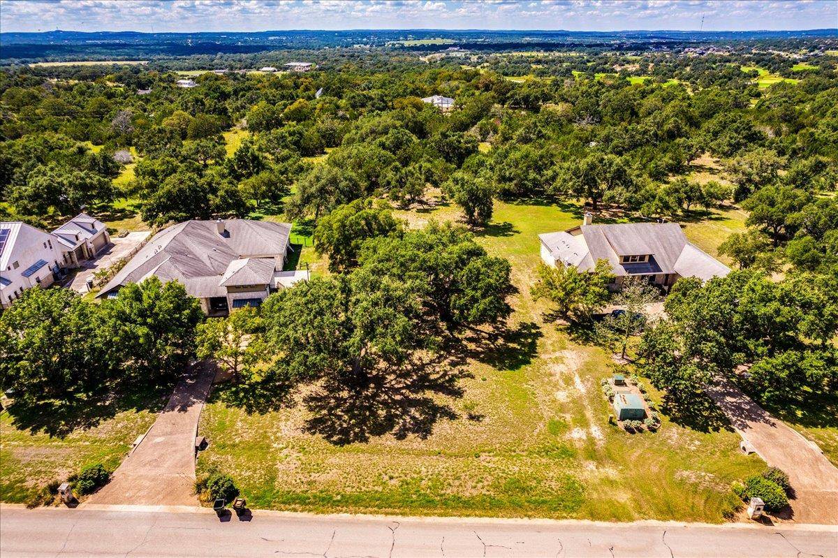 10299 Brangus RD, Driftwood, TX 78619