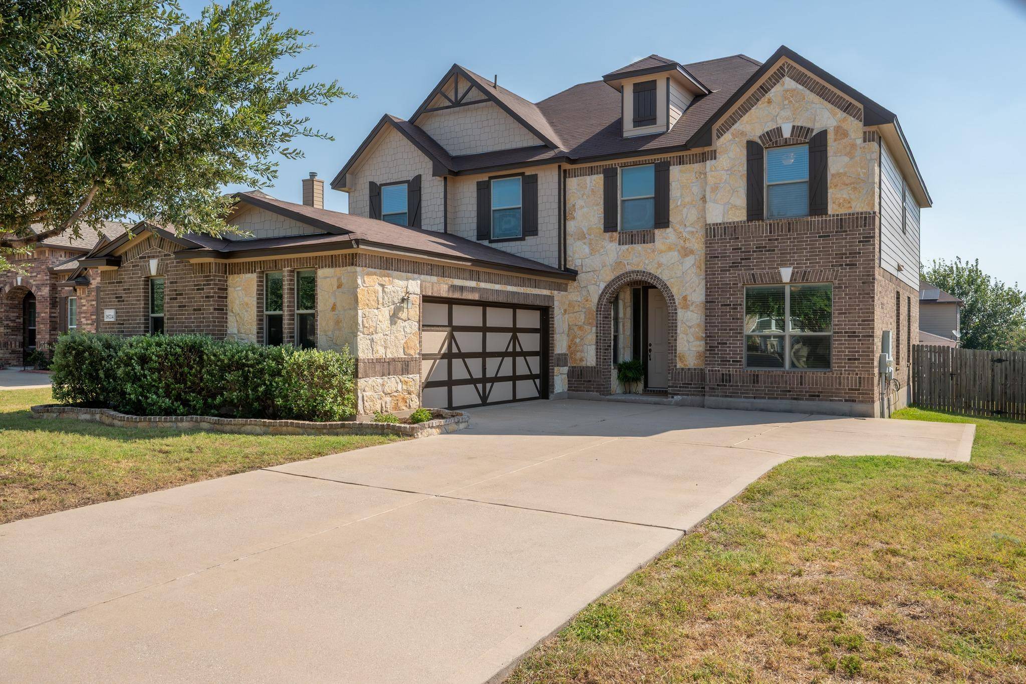 18724 Star Gazer WAY, Pflugerville, TX 78660