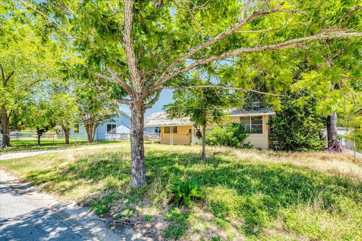 1408 Circle DR, Round Rock, TX 78664