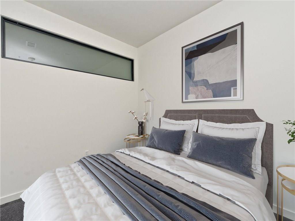 800 Embassy DR #323, Austin, TX 78702