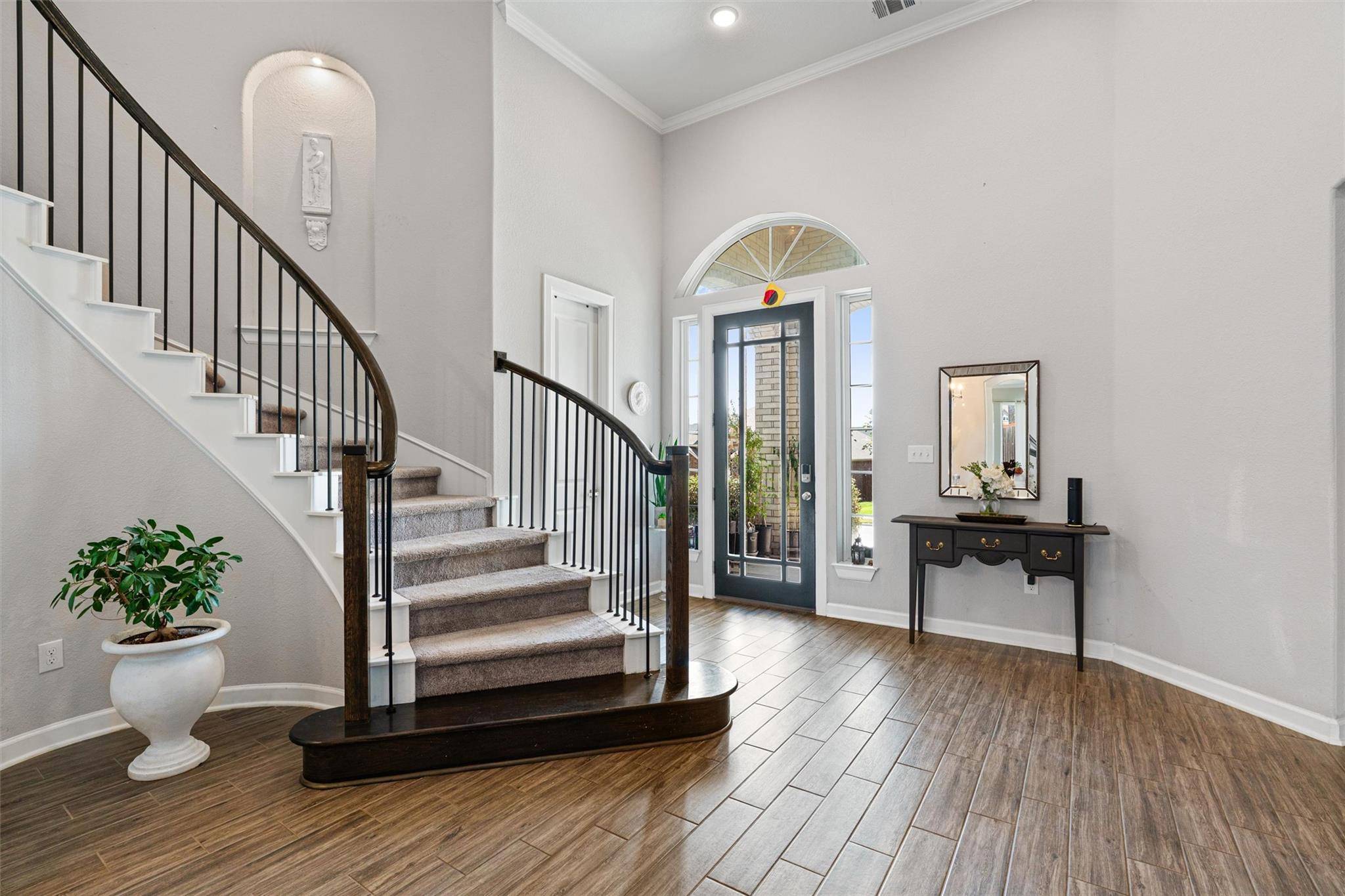 219 Baretta LOOP, Buda, TX 78610