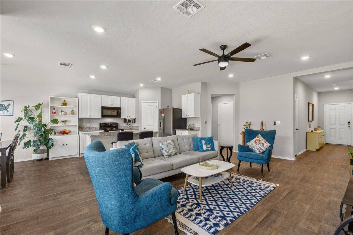 6004 Brocade DR, Austin, TX 78724