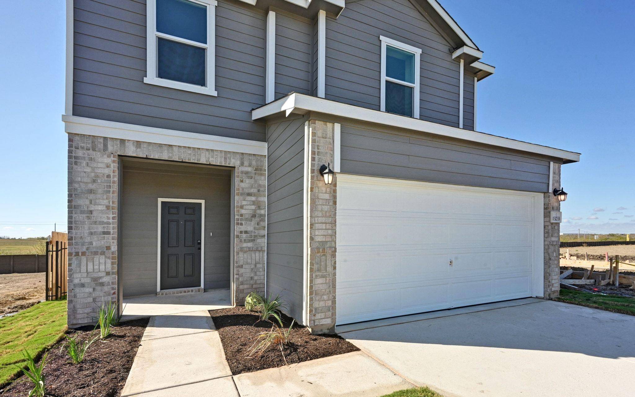 13233 Kincane DR, Del Valle, TX 78617