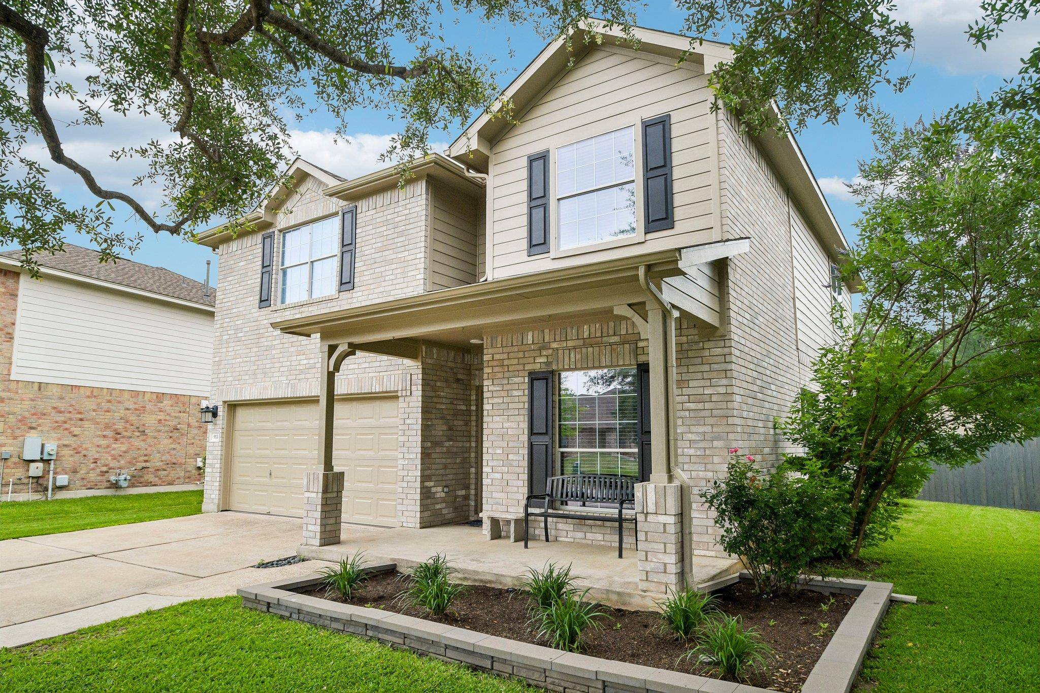 913 Hyde Park DR, Round Rock, TX 78665