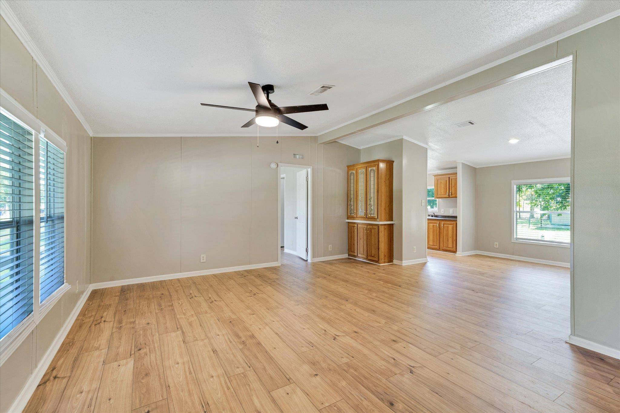 345 Fm 671, Lockhart, TX 78644