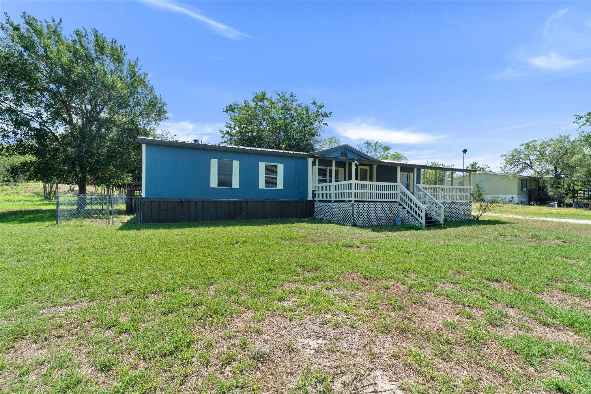 345 Fm 671, Lockhart, TX 78644
