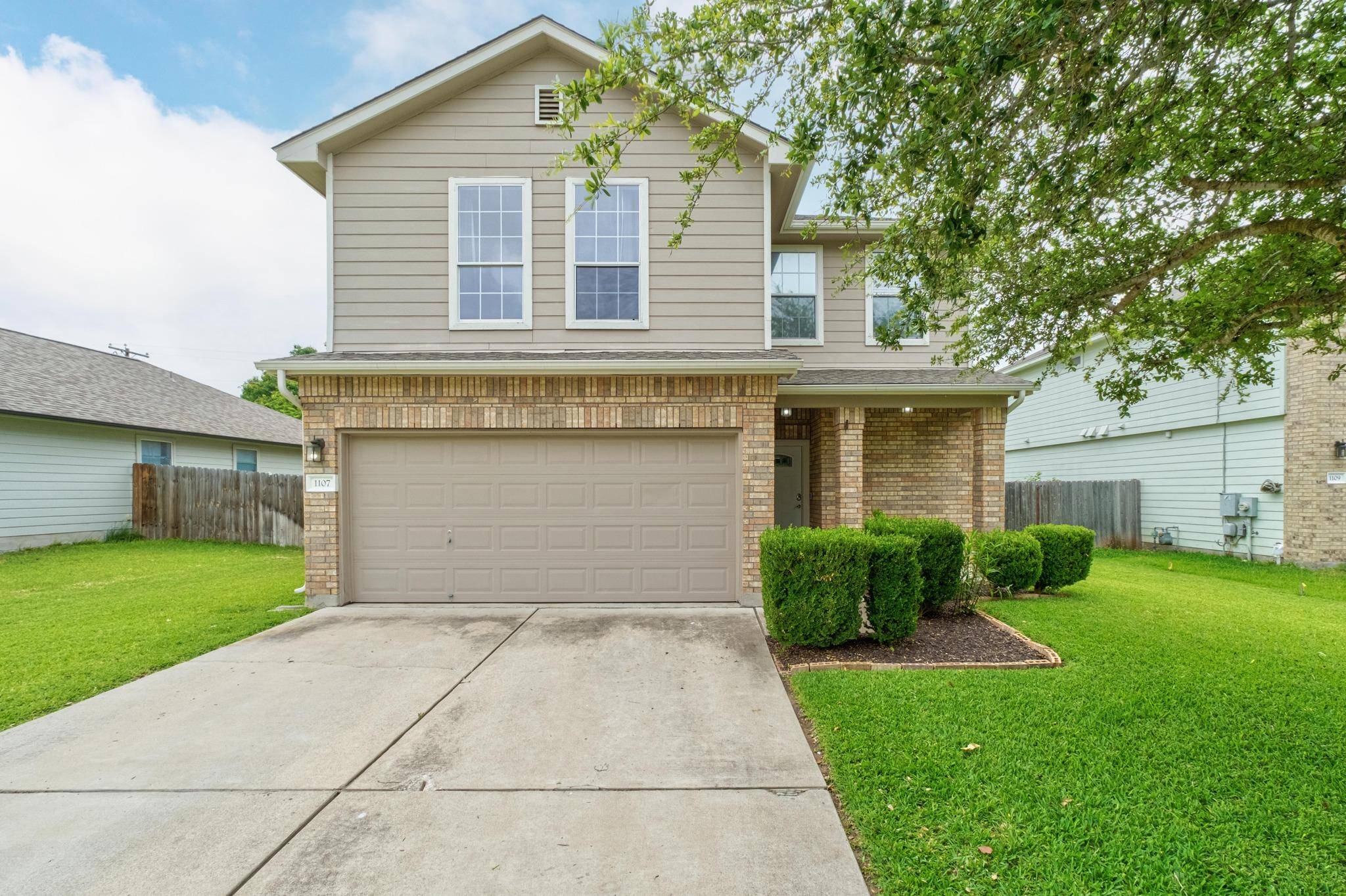 1107 Concan DR, Hutto, TX 78634