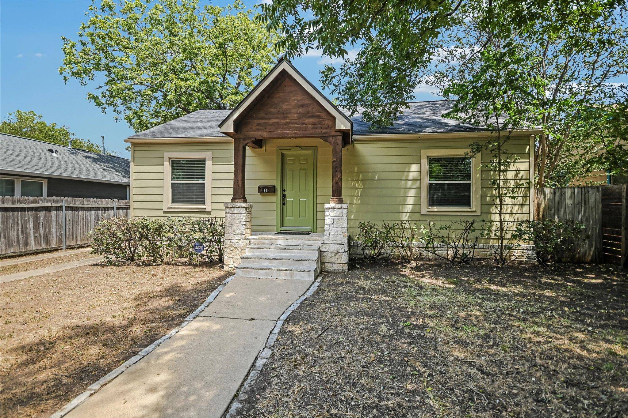 102 Franklin BLVD, Austin, TX 78751