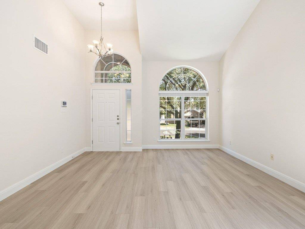 11301 Fletcher Hall LN, Austin, TX 78717