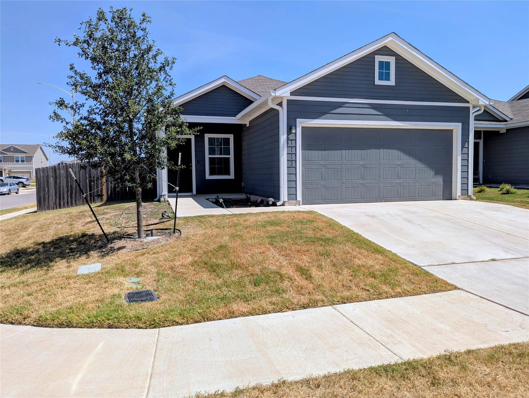 1112 Minnow LN, Bastrop, TX 78602