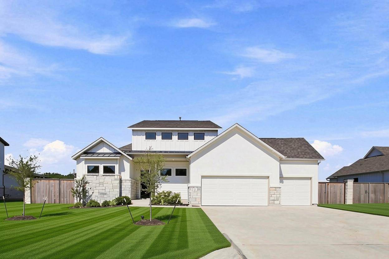 145 McNaughton DR, Liberty Hill, TX 78642