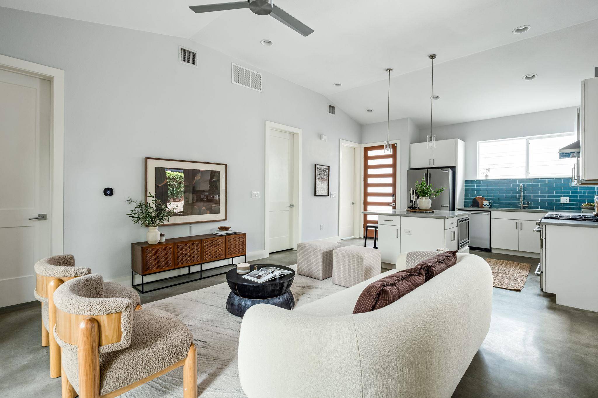 1703 Perez ST #2, Austin, TX 78721
