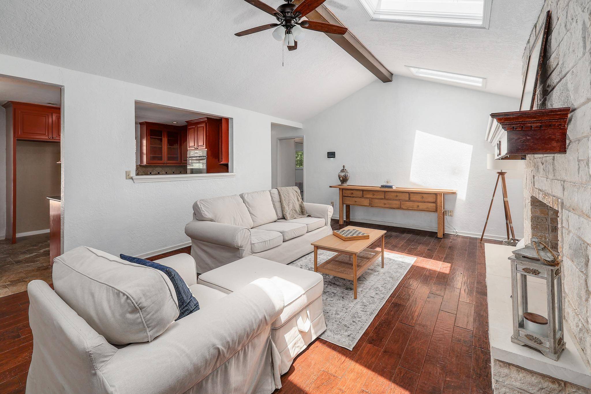 602 Meadowbrook DR, Georgetown, TX 78628