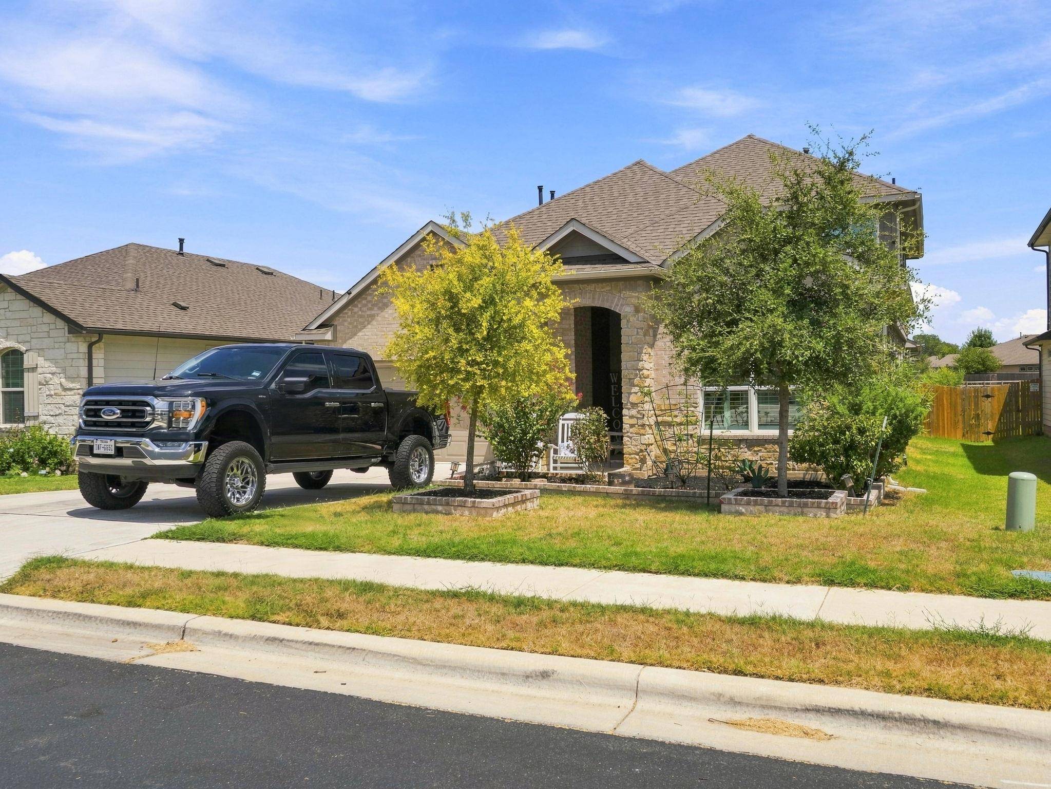 111 Rainmaker CV, Bastrop, TX 78602