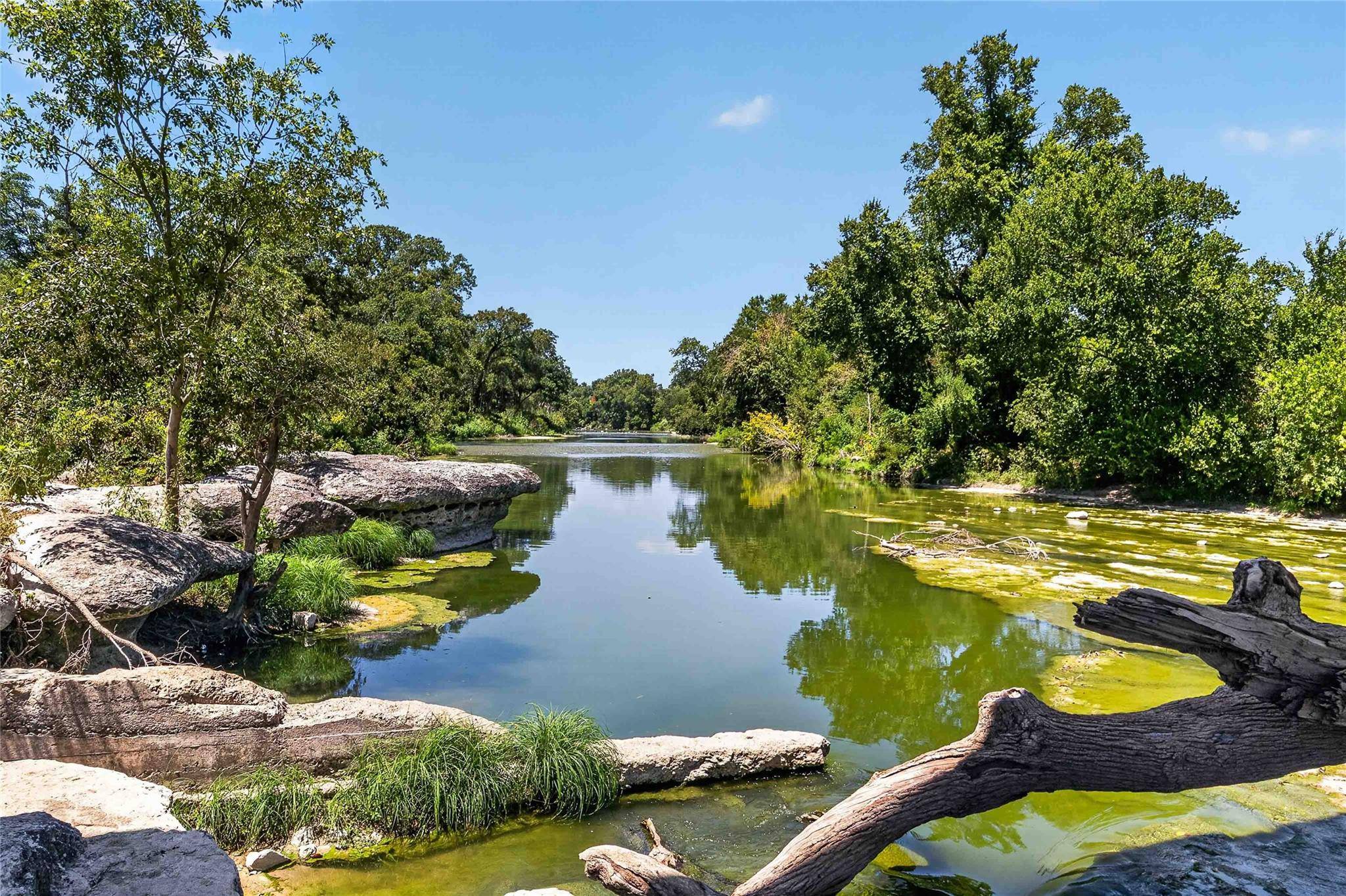 301 FM 1660, Hutto, TX 78634