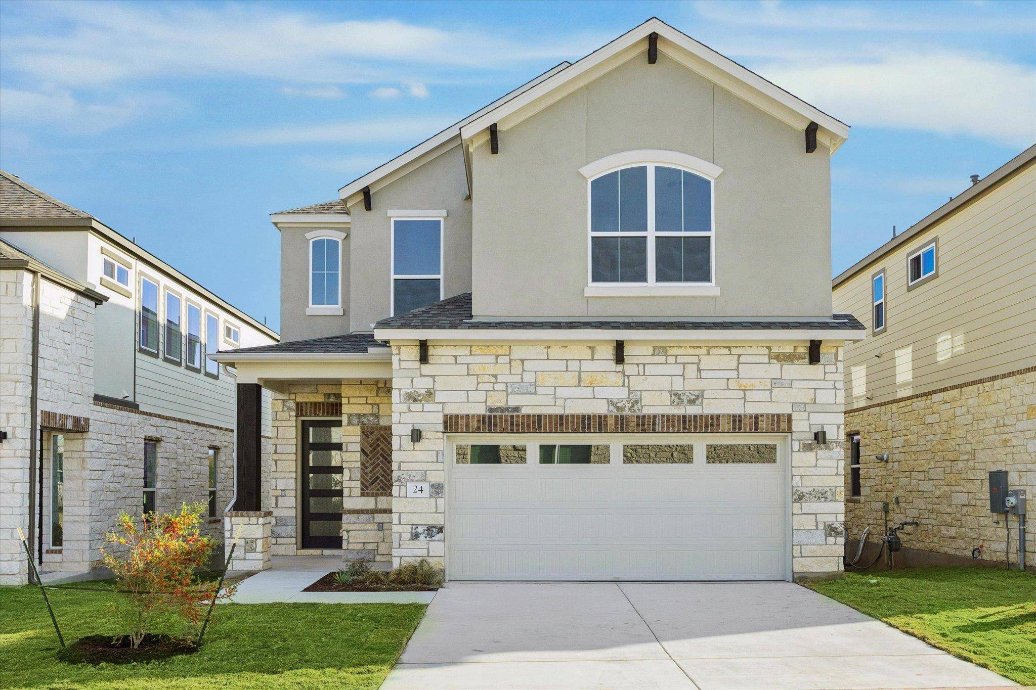 1531 N Red Bud LN #24, Round Rock, TX 78665