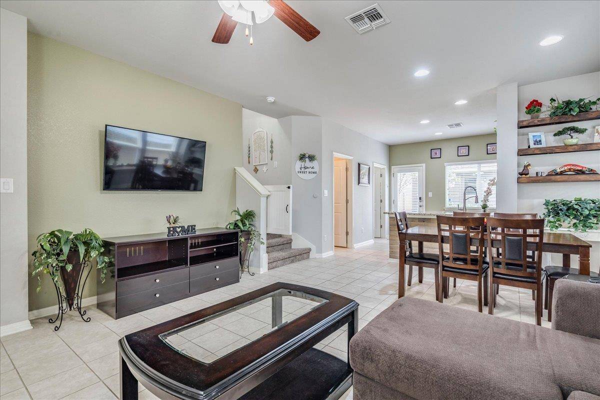 151 Friendship Oak DR, San Marcos, TX 78666