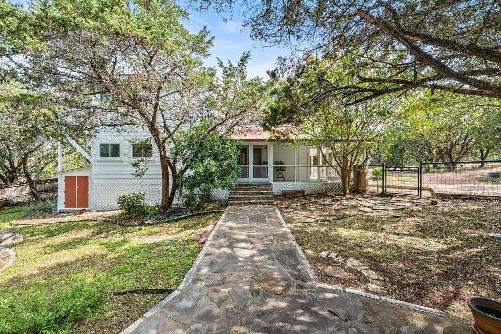 131 Belle DR, Wimberley, TX 78676