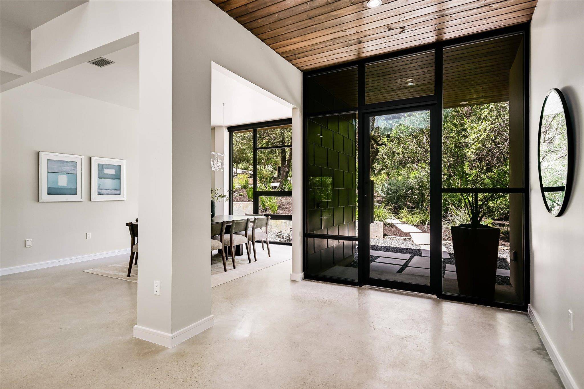 500 Laurel Valley RD, West Lake Hills, TX 78746