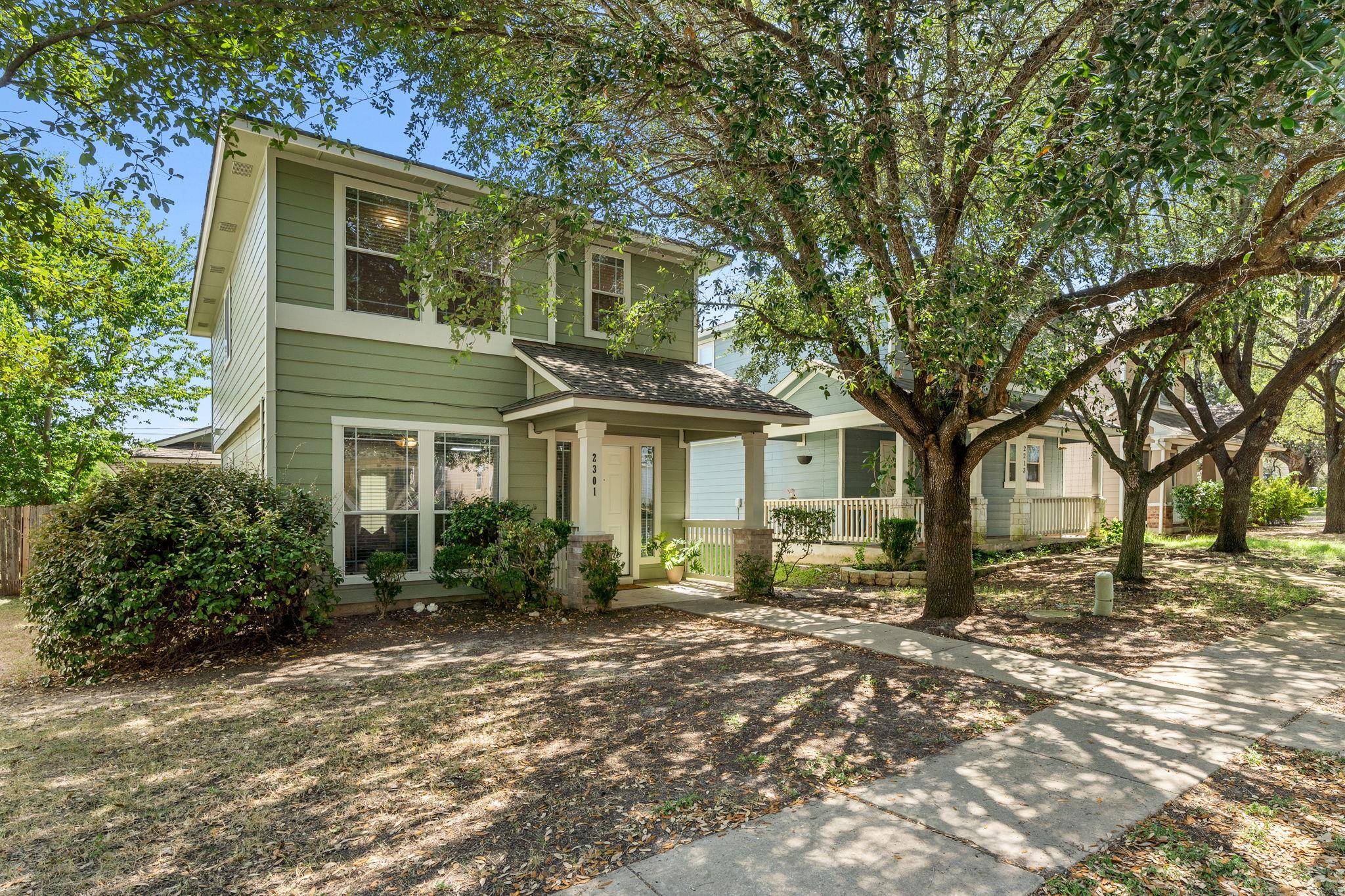 2301 Melissa Oaks LN, Austin, TX 78744