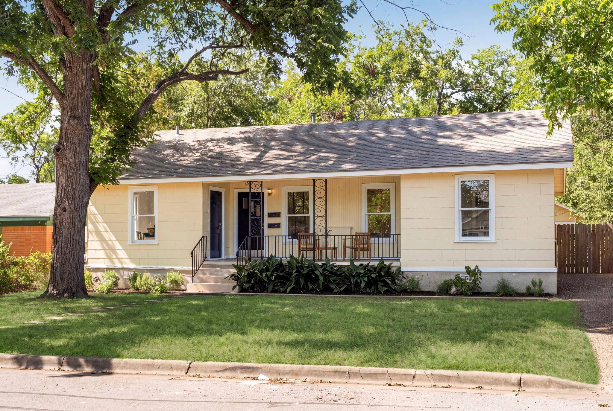 807 E 49th ST, Austin, TX 78751