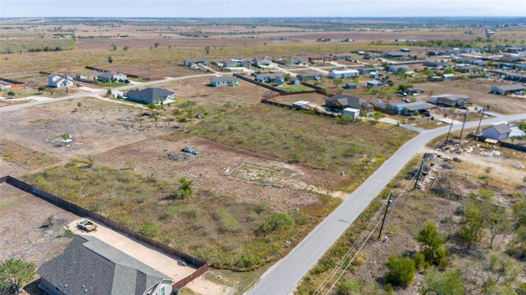 175 El Dorado DR, Kyle, TX 78640