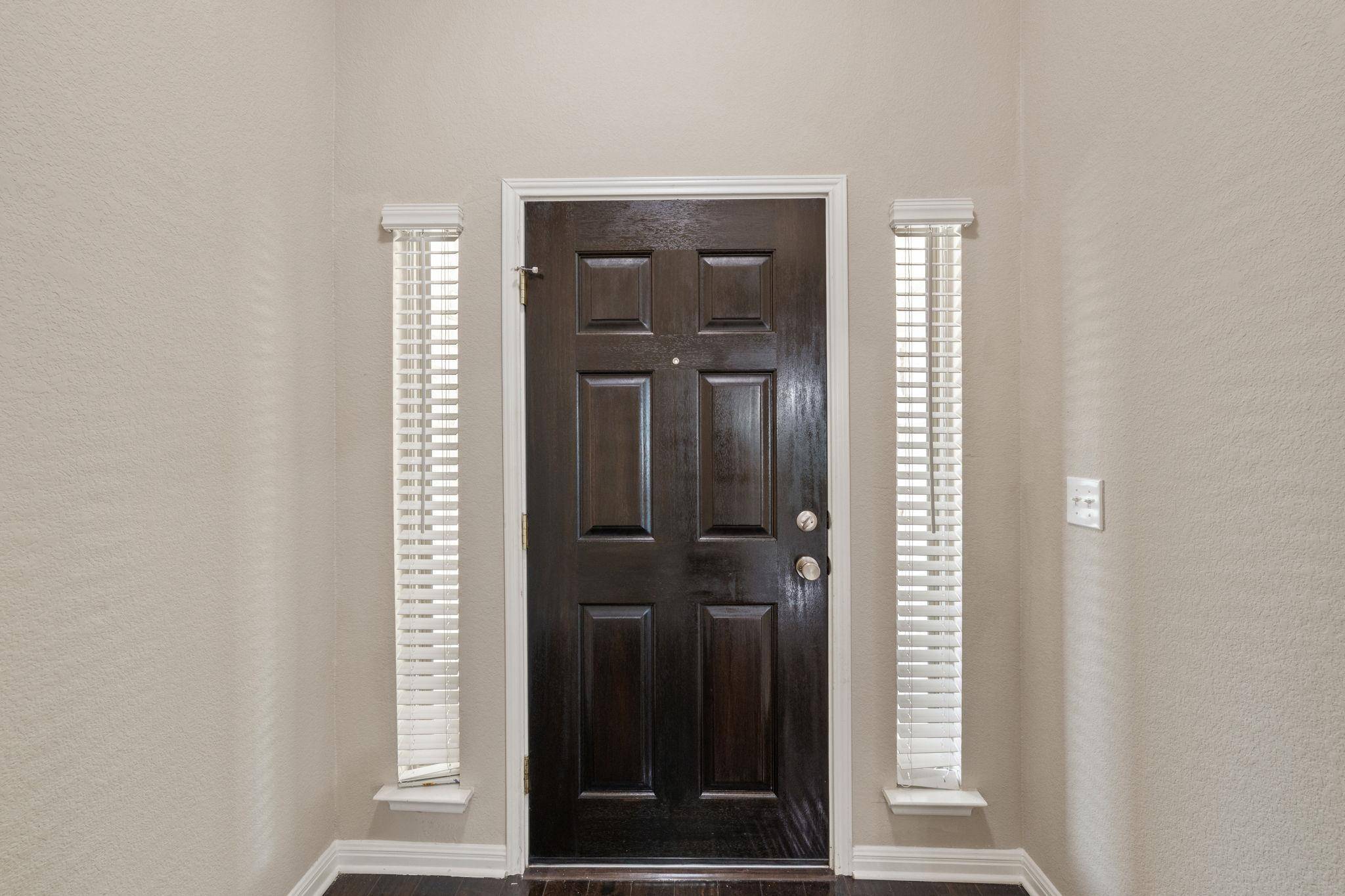 212 La Grotta LN, Georgetown, TX 78628