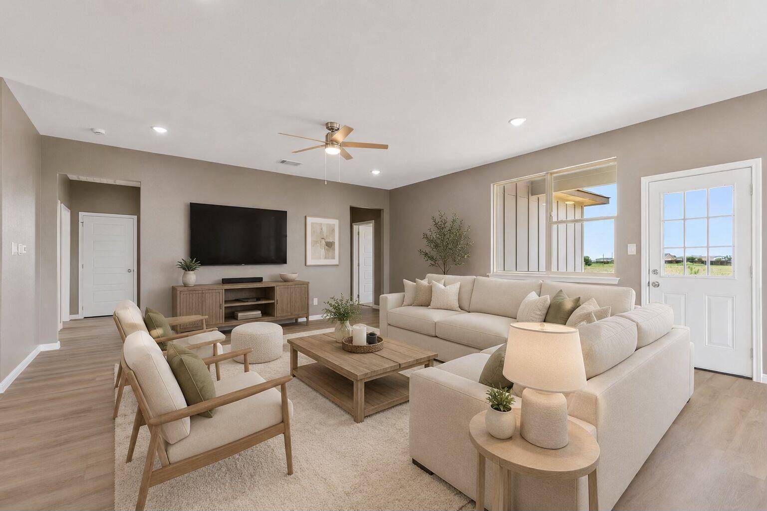 151 Bianca CIR, Del Valle, TX 78617