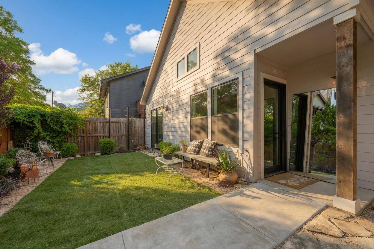 804 W Annie ST #2, Austin, TX 78704