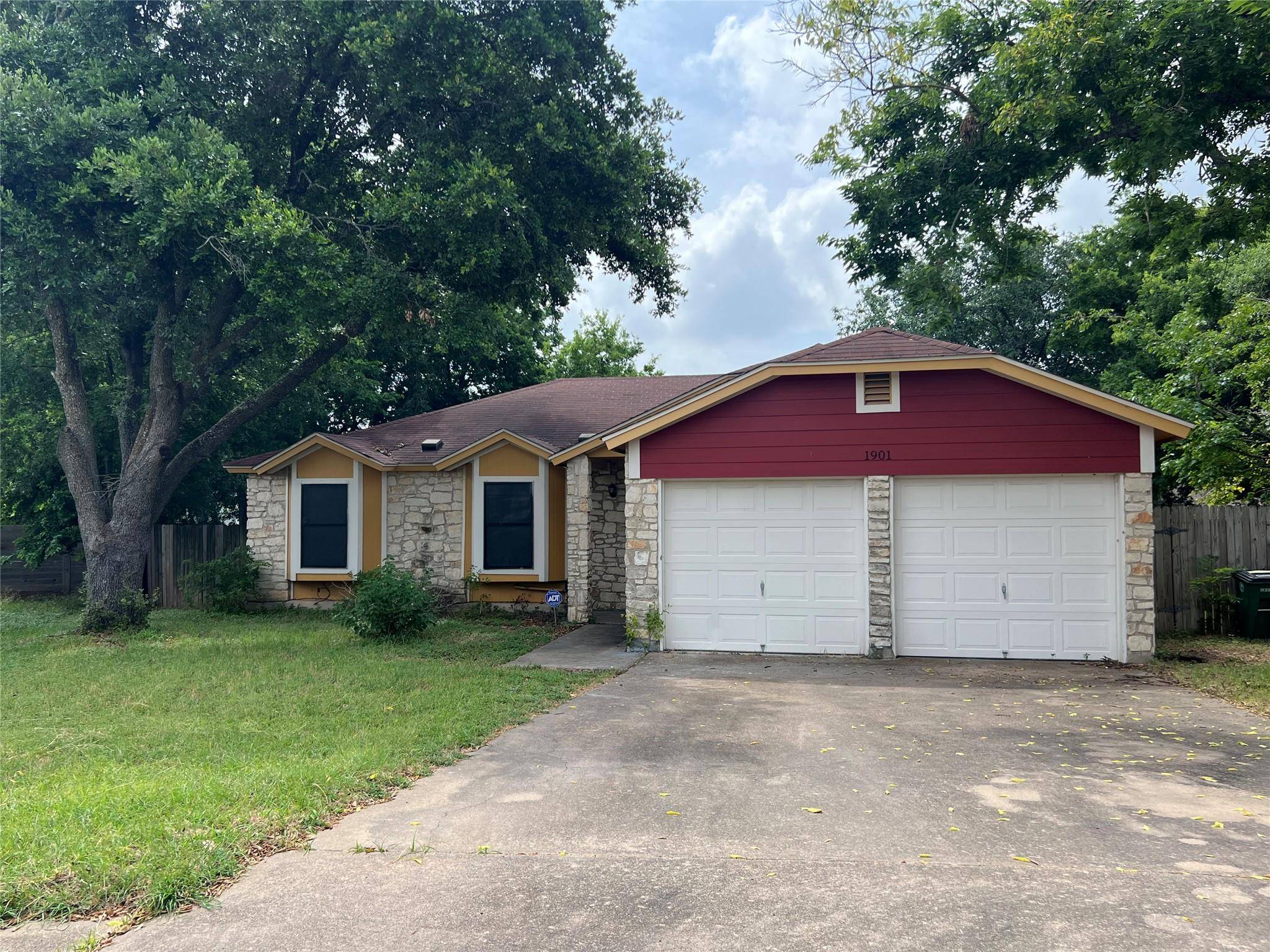 1901 Dauphine CV, Austin, TX 78727