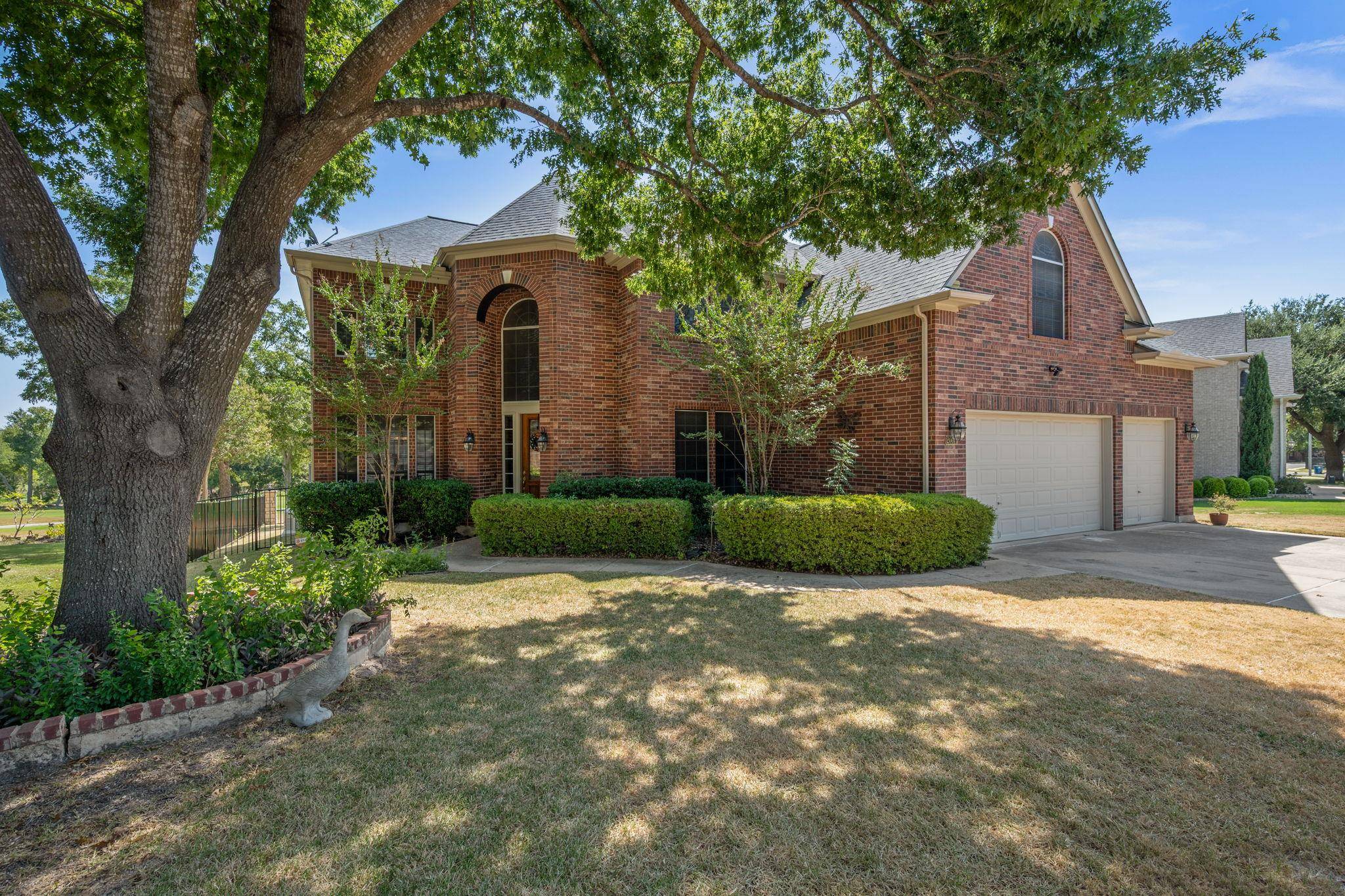 2007 Golden Bear DR, Round Rock, TX 78664