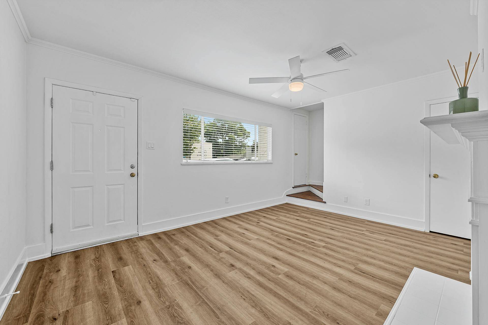 2401 Winsted LN #2, Austin, TX 78703
