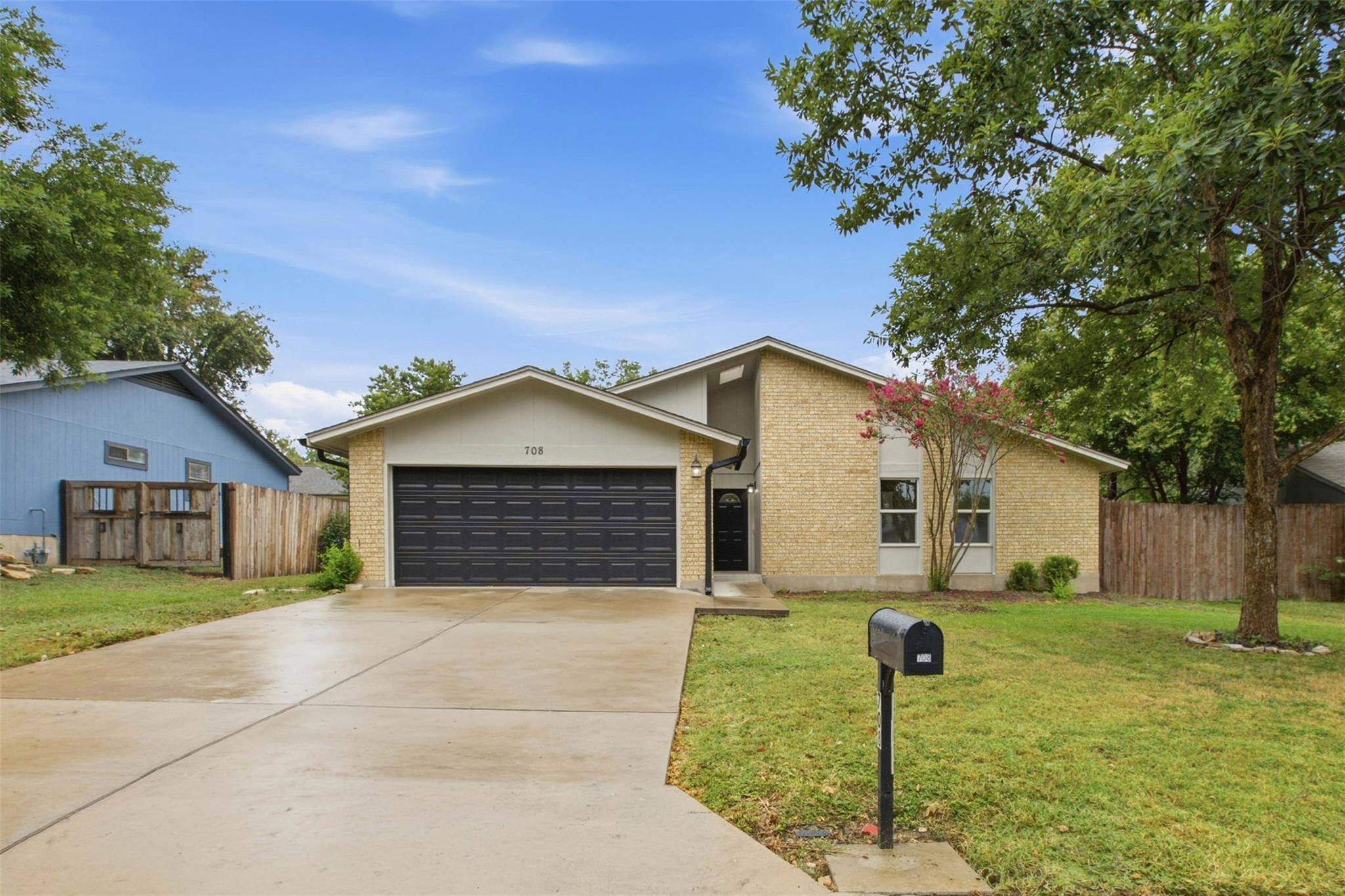 708 Greenwich PL, Round Rock, TX 78664