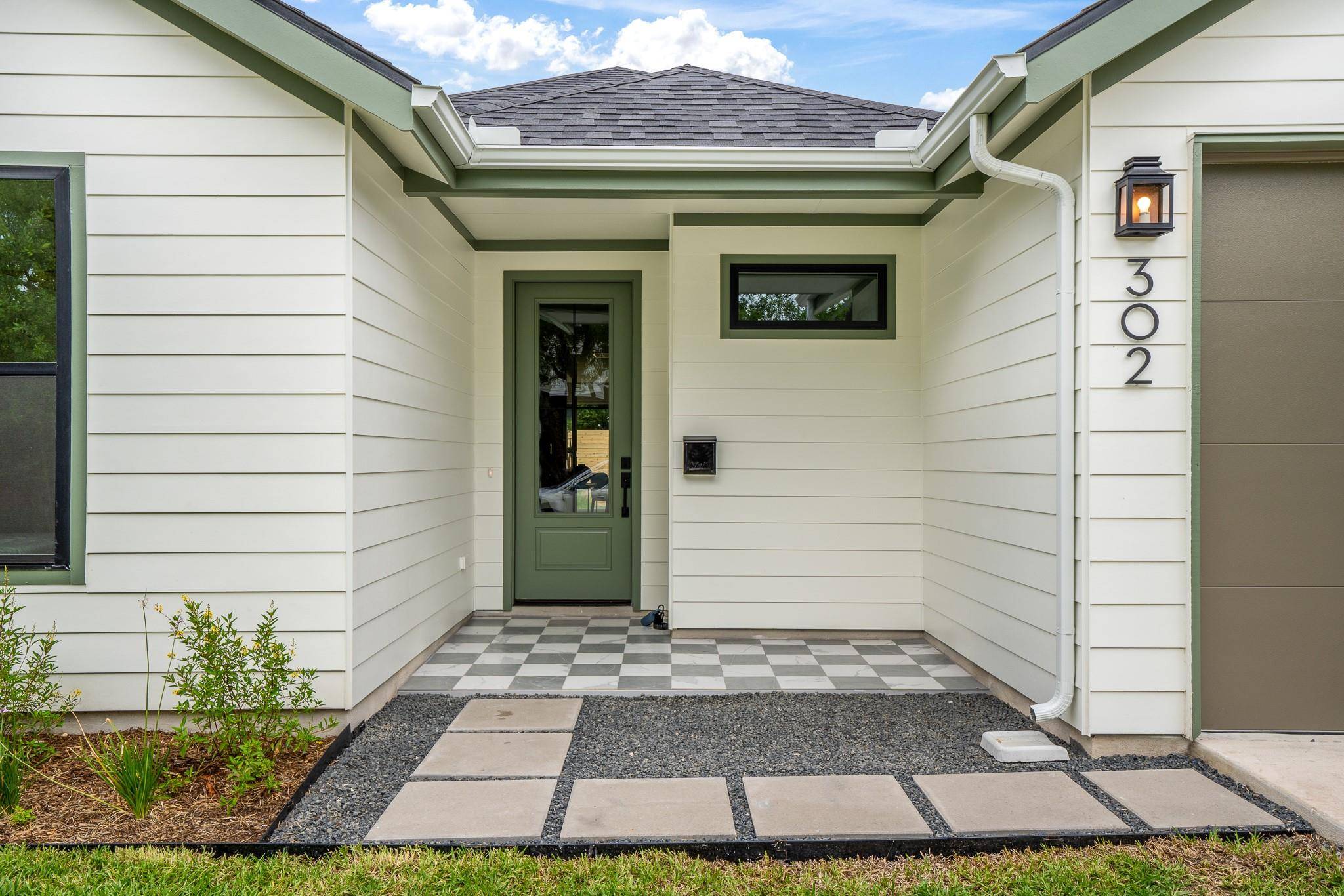 302 El Paso ST, Austin, TX 78704